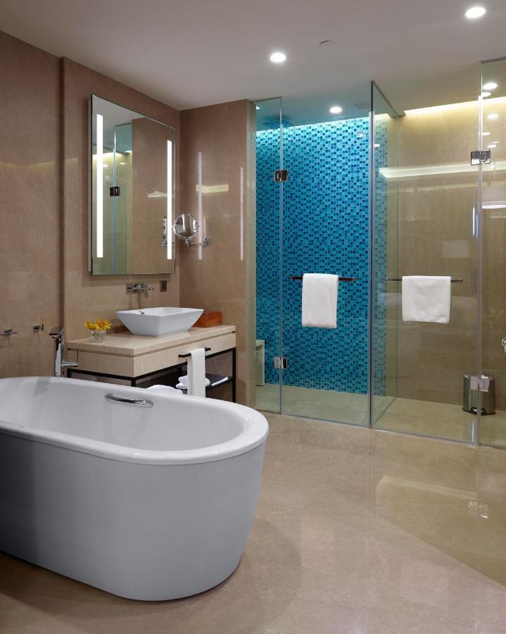 Hyatt Regency Thrissur Otel Dış mekan fotoğraf